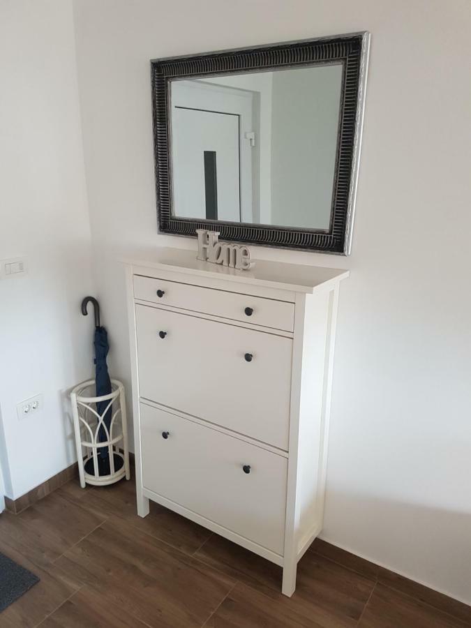 Apartment Ida Koper Bagian luar foto