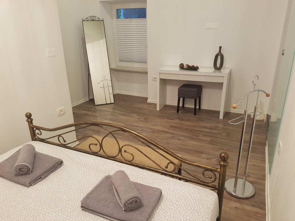 Apartment Ida Koper Bagian luar foto
