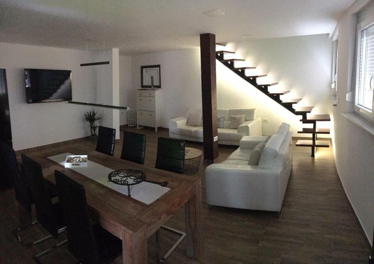 Apartment Ida Koper Bagian luar foto